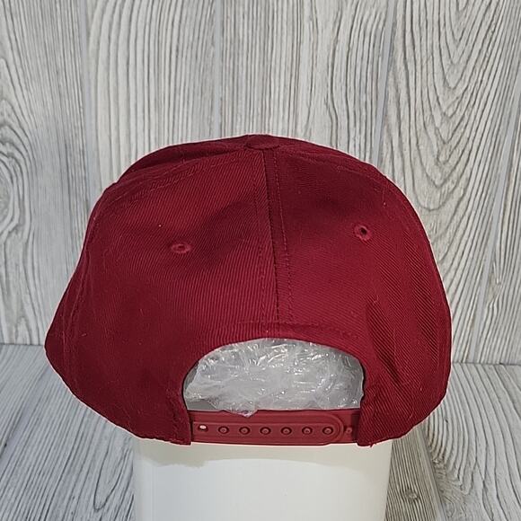 Fan Favorite Cleveland Cavaliers Snapback Hat - Picture 4 of 8